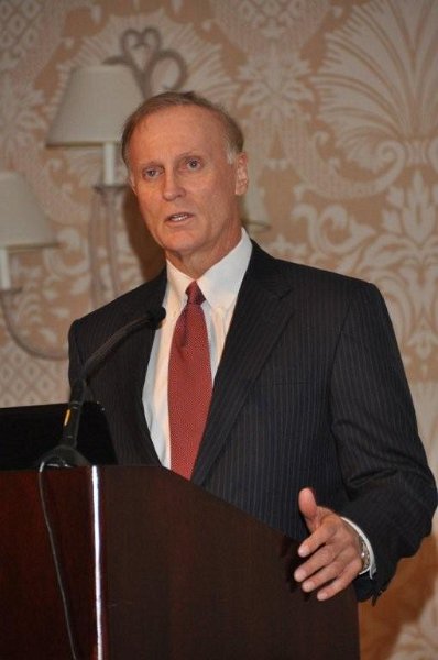 FMDA- Oct. 2011 091.jpg - Florida Senator David Simmons from District 22 speaks to attendees during the Annual Award Luncheon.